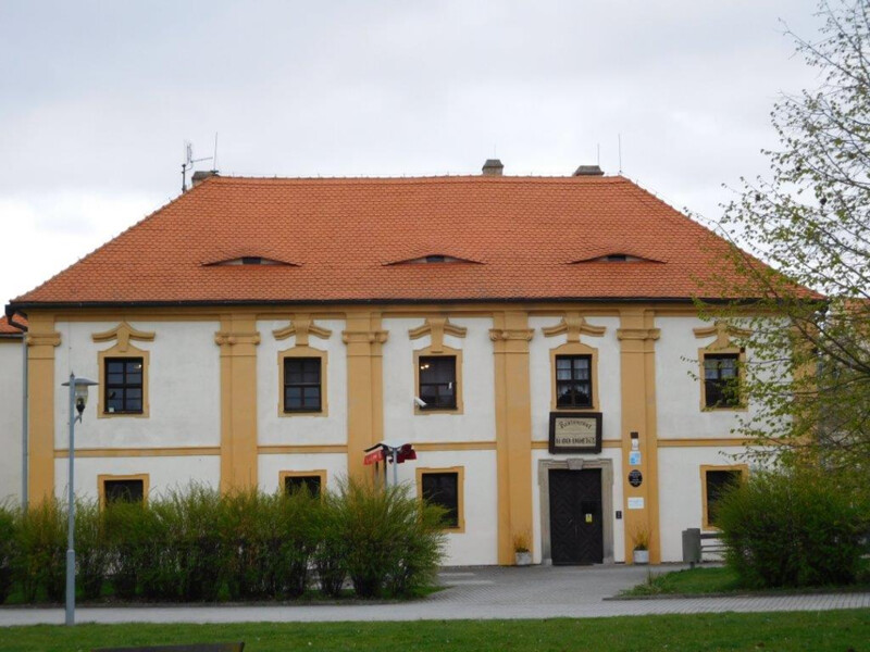 Foto archiv kostel Most Foto archiv kostel Most